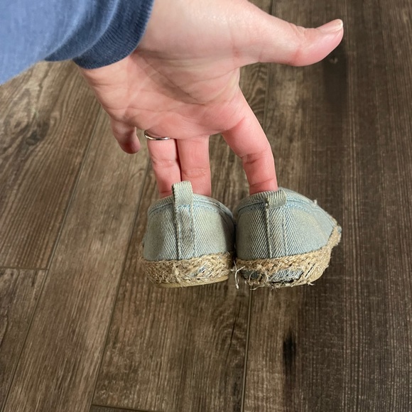 Denim espadrilles with gold toes - Picture 2 of 6